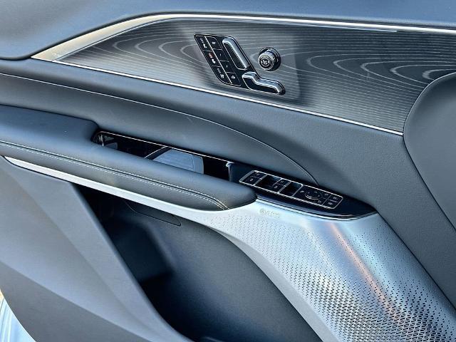 2026 Cadillac iQ V-Series AWD