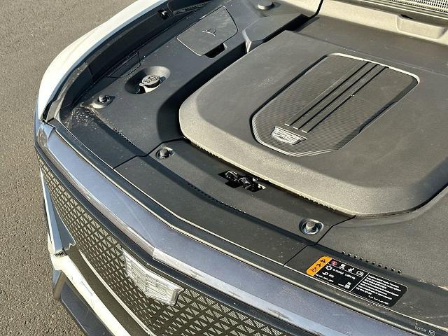 2026 Cadillac iQ V-Series AWD