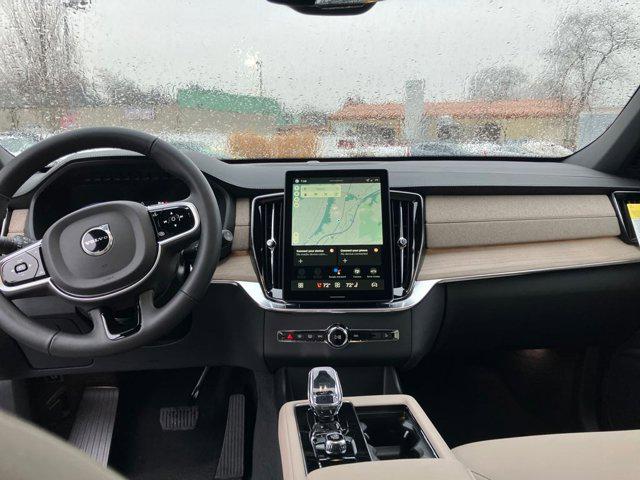 2026 Volvo XC90 B6 Plus 7-Seater