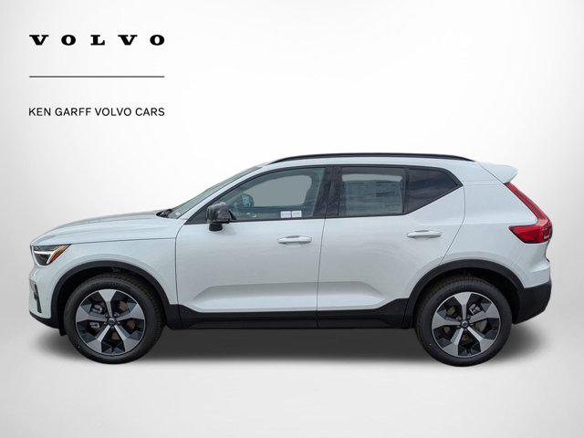 2026 Volvo XC40 Plus, B5 AWD Gas (mild hybrid), Dark