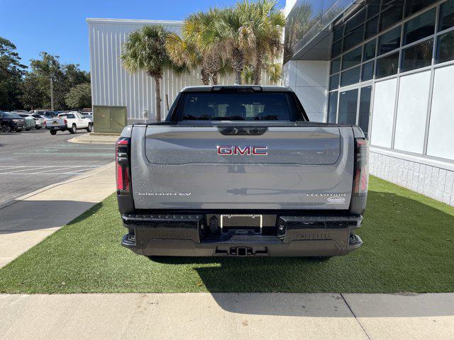 2026 GMC Sierra Standard Range Elevation