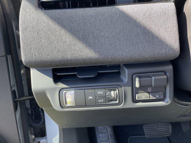 2026 GMC Sierra Standard Range Elevation