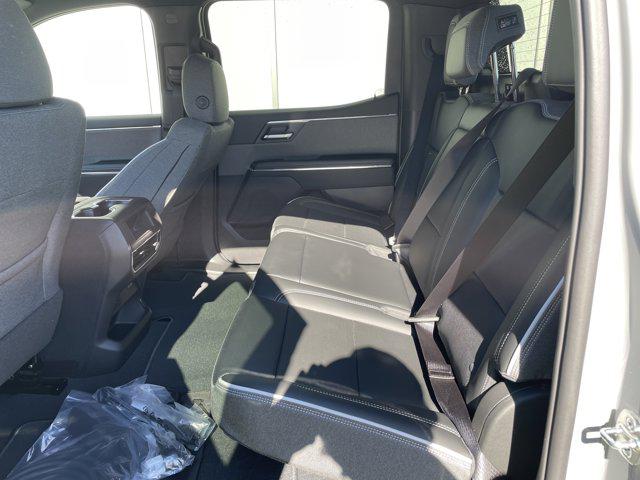 2026 GMC Sierra Standard Range Elevation
