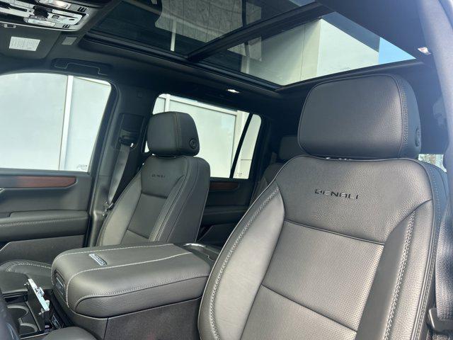 2026 GMC Yukon XL 4WD Denali