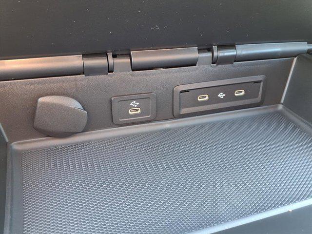 2026 Mercedes-Benz Sprinter Cargo Van 2500 Standard Roof I4 Diesel HO 144" AWD