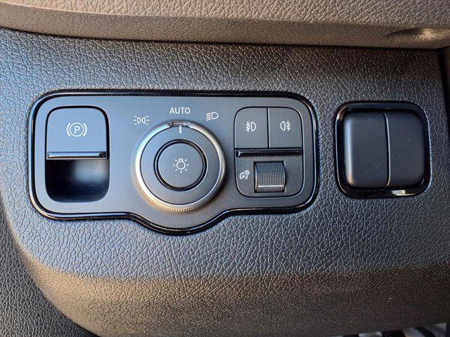 2026 Mercedes-Benz Sprinter Cargo Van 2500 Standard Roof I4 Diesel HO 144" AWD