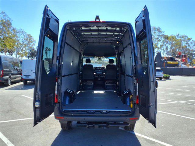 2026 Mercedes-Benz Sprinter Cargo Van 2500 Standard Roof I4 Diesel HO 144" AWD