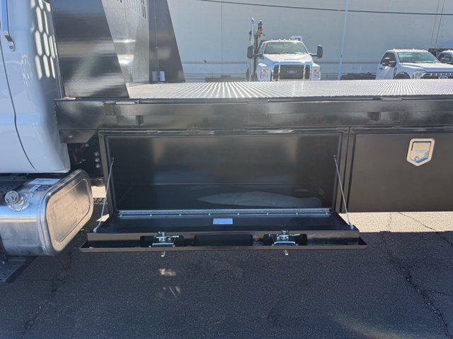 2026 Ford F-650 2026 FORD F-650 DIESEL REG. CAB 2DR 158 WB