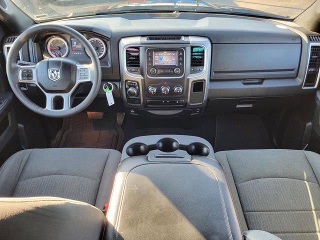 2024 Ram 1500 Classic Warlock Crew Cab 4x2 5'7" Box