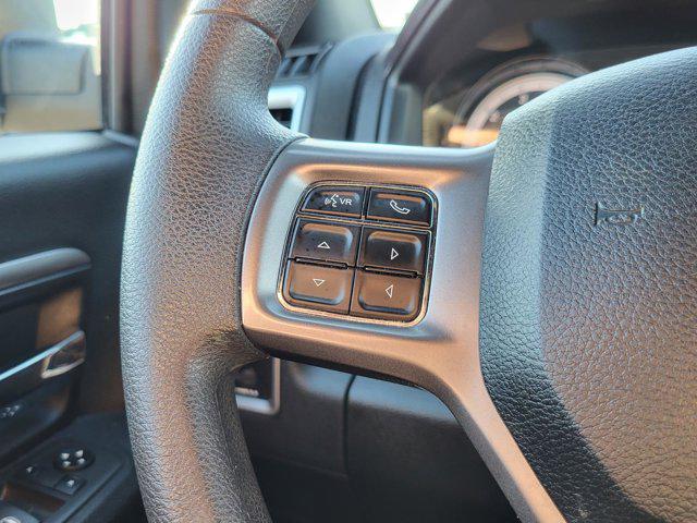 2024 Ram 1500 Classic Warlock Crew Cab 4x2 5'7" Box