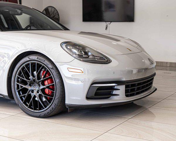 2019 Porsche Panamera 4 2019 Porsche Panamera 4