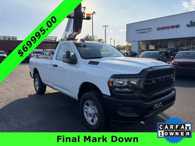 2023 RAM 3500 Tradesman Regular Cab 4x4 8 Box