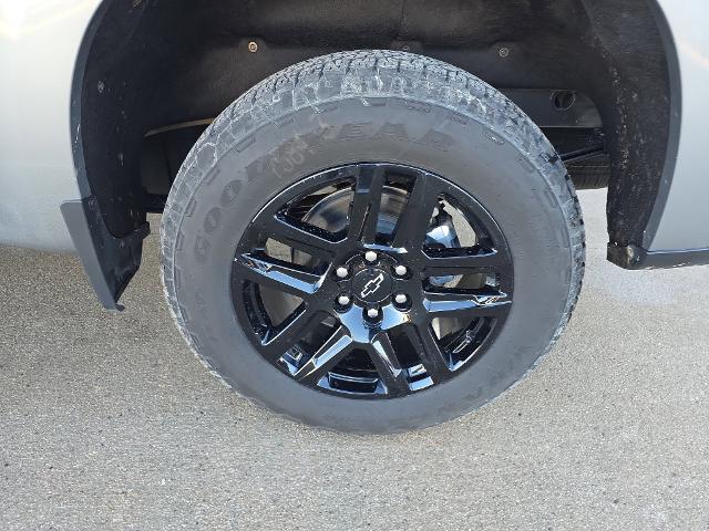 2026 Chevrolet Silverado 1500 4WD Crew Cab Short Bed Custom