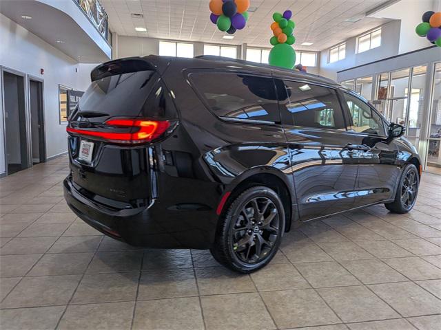 2026 Chrysler Pacifica PACIFICA LIMITED AWD