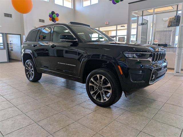 2025 Jeep Grand Cherokee GRAND CHEROKEE OVERLAND 4X4 2025 Jeep Grand Cherokee GRAND CHEROKEE OVERLAND 4X4