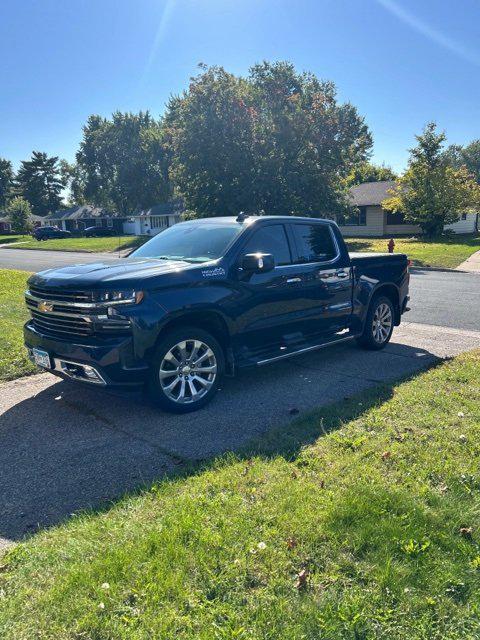 2020 Chevrolet Silverado 1500 4WD Crew Cab Short Bed High Country