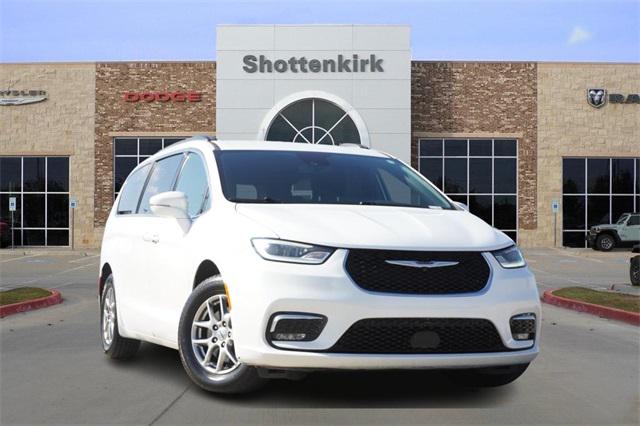 2022 Chrysler Pacifica Touring 2022 Chrysler Pacifica Touring