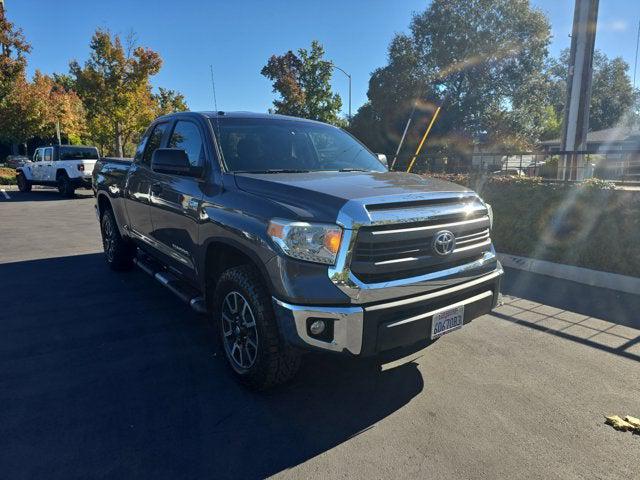 2015 Toyota Tundra SR5 5.7L V8 2015 Toyota Tundra SR5 5.7L V8