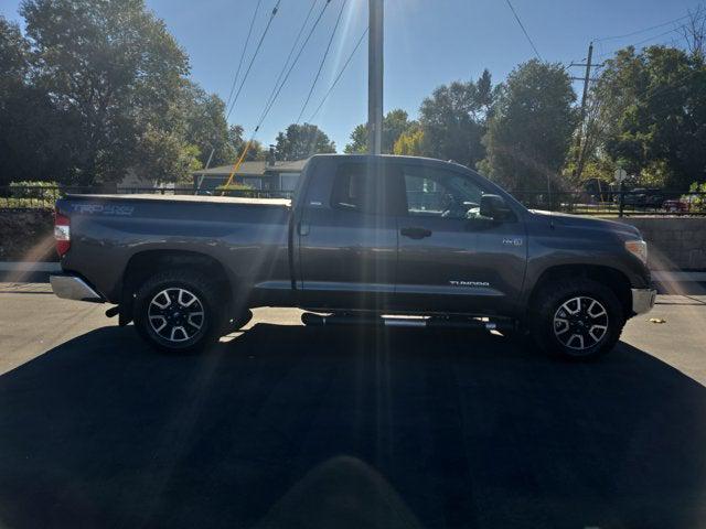 2015 Toyota Tundra SR5 5.7L V8 2015 Toyota Tundra SR5 5.7L V8