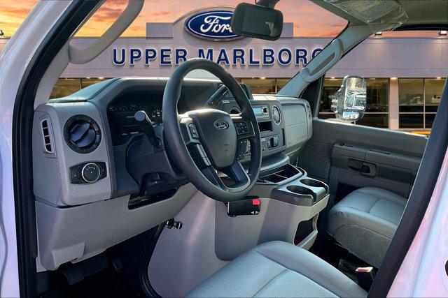 2026 Ford E-450 Cutaway Unknown