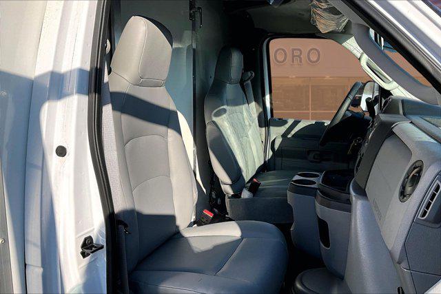 2026 Ford E-450 Cutaway Unknown