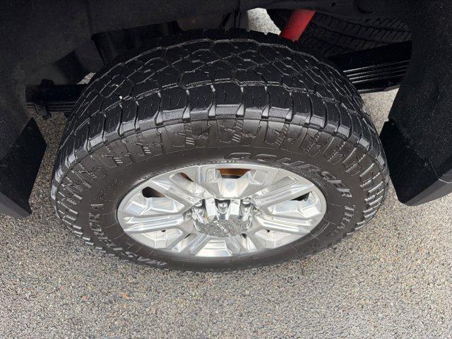 2022 GMC Sierra 2500HD 4WD Crew Cab Standard Bed AT4