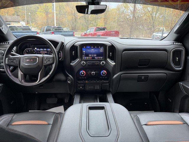 2022 GMC Sierra 2500HD 4WD Crew Cab Standard Bed AT4