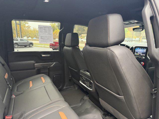 2022 GMC Sierra 2500HD 4WD Crew Cab Standard Bed AT4