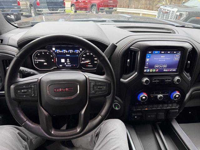 2022 GMC Sierra 2500HD 4WD Crew Cab Standard Bed AT4