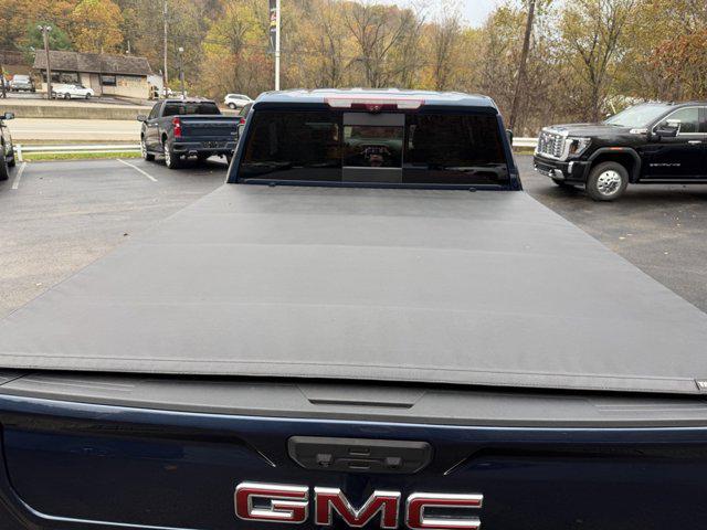 2022 GMC Sierra 2500HD 4WD Crew Cab Standard Bed AT4