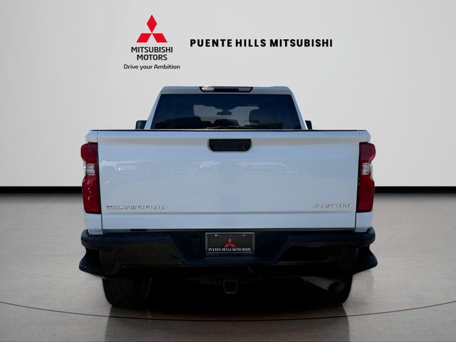 2022 Chevrolet Silverado 2500HD 4WD Crew Cab Standard Bed Custom