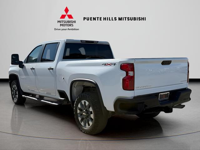 2022 Chevrolet Silverado 2500HD 4WD Crew Cab Standard Bed Custom