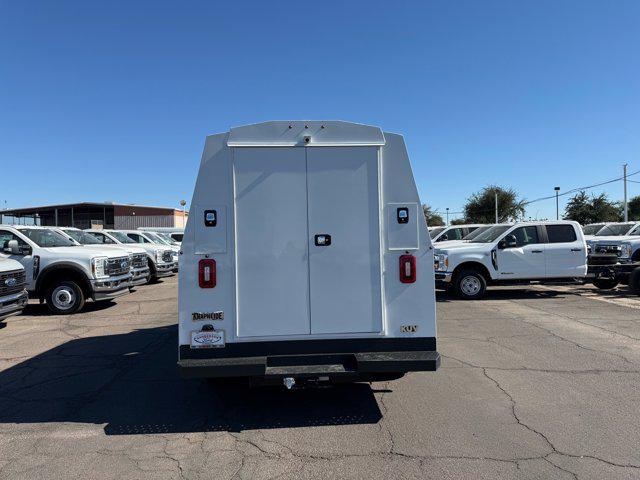 2026 Ford E-350 Cutaway 2026 FORD E-350 CUTAWAY CHASSIS 2DR 138 WB HD