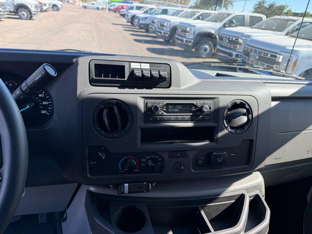 2026 Ford E-350 Cutaway 2026 FORD E-350 CUTAWAY CHASSIS 2DR 138 WB HD