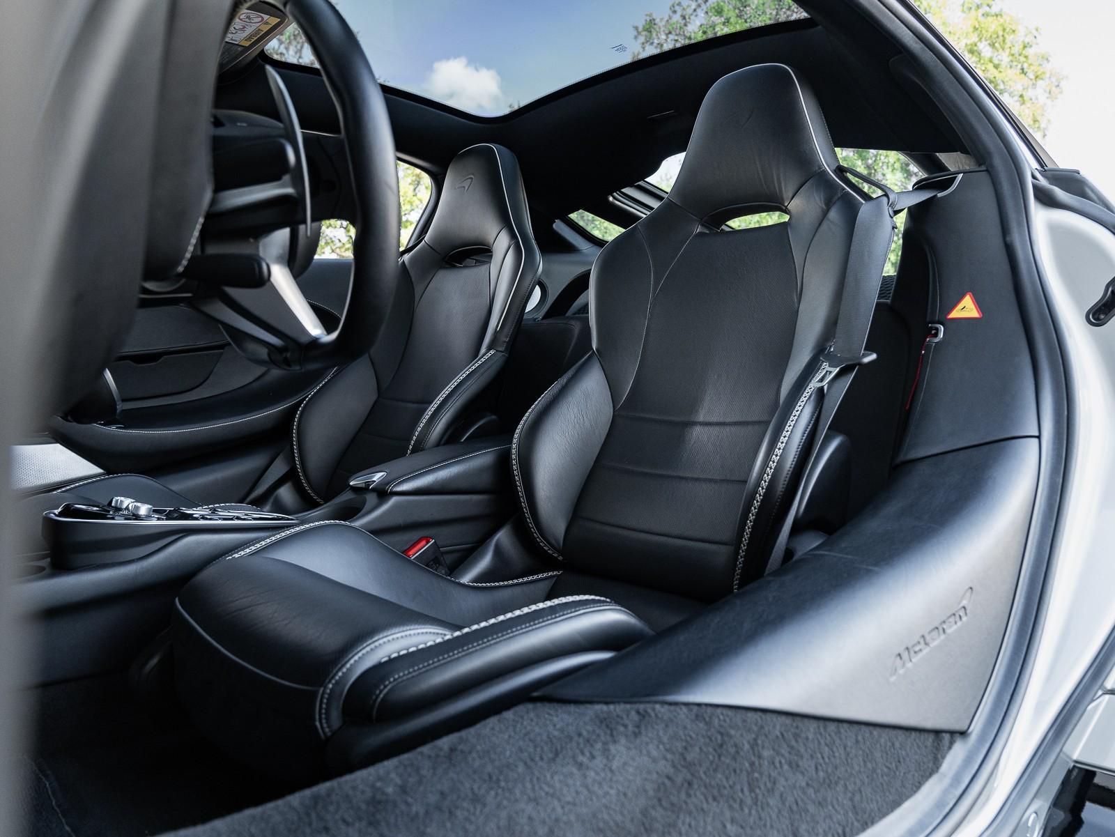 2021 Mclaren GT photo 4