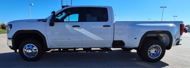 2026 GMC Sierra 3500HD Pro