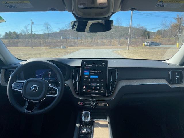 2026 Volvo XC60 B5 Ultra