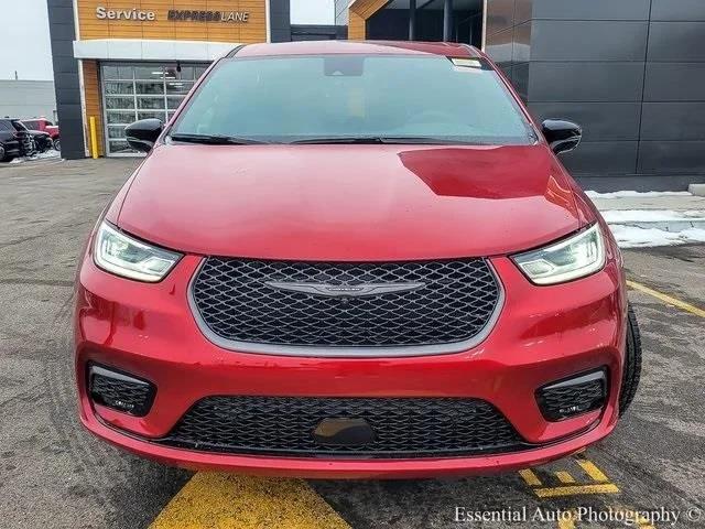 2026 Chrysler Pacifica Select AWD
