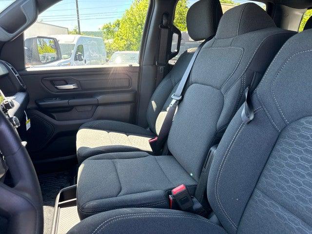 2026 Ram 1500 Warlock Crew Cab 4x4 5'7" Box