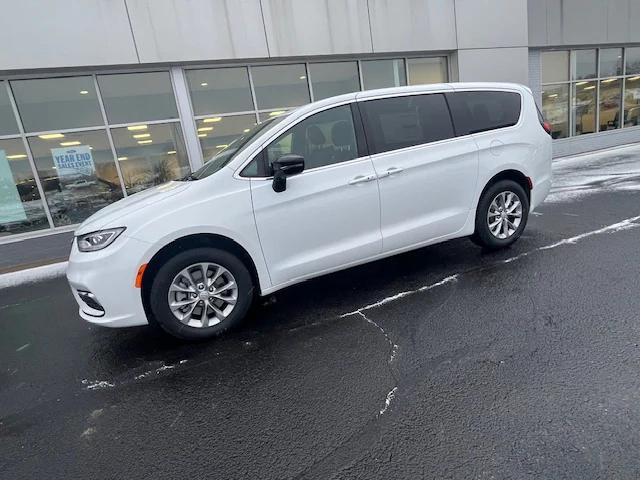 2026 Chrysler Pacifica PACIFICA SELECT AWD 2026 Chrysler Pacifica PACIFICA SELECT AWD