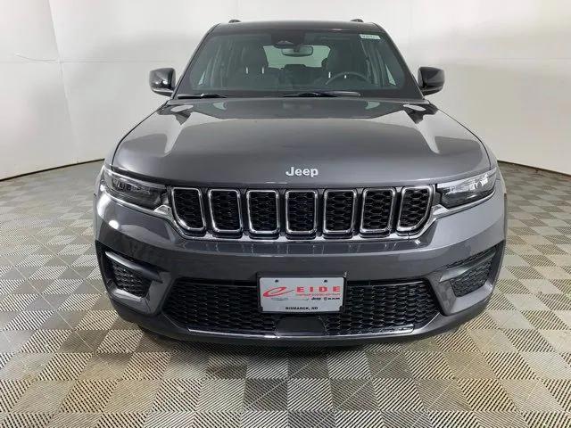 2025 Jeep Grand Cherokee GRAND CHEROKEE LAREDO 4X4