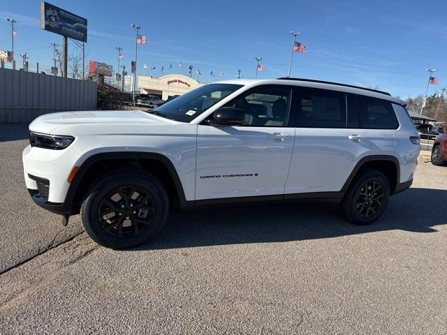 2025 Jeep Grand Cherokee GRAND CHEROKEE L ALTITUDE X 4X2