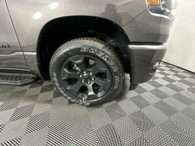 2026 Ram 1500 Express Crew Cab 4x4 5'7" Box