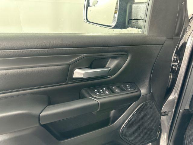 2026 Ram 1500 Express Crew Cab 4x4 5'7" Box