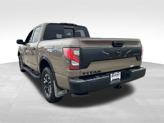 2021 Nissan TITAN Crew Cab PRO-4X 4x4 2021 Nissan TITAN Crew Cab PRO-4X 4x4
