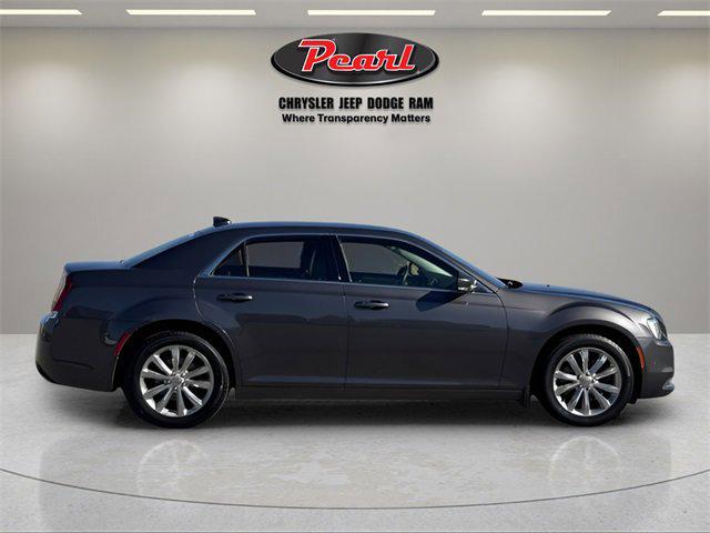 2015 Chrysler 300 Limited 2015 Chrysler 300 Limited