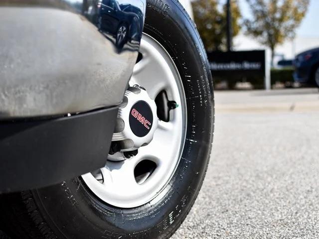 2021 GMC Savana Cargo RWD 2500 Regular Wheelbase Work Van 2021 GMC Savana Cargo RWD 2500 Regular Wheelbase Work Van