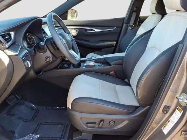 2025 INFINITI QX55 ESSENTIAL AWD 2025 INFINITI QX55 ESSENTIAL AWD