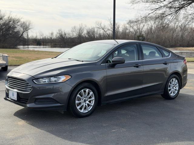 2016 Ford Fusion S 2016 Ford Fusion S