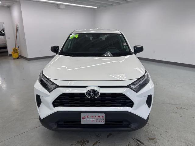 2024 Toyota RAV4 LE 2024 Toyota RAV4 LE